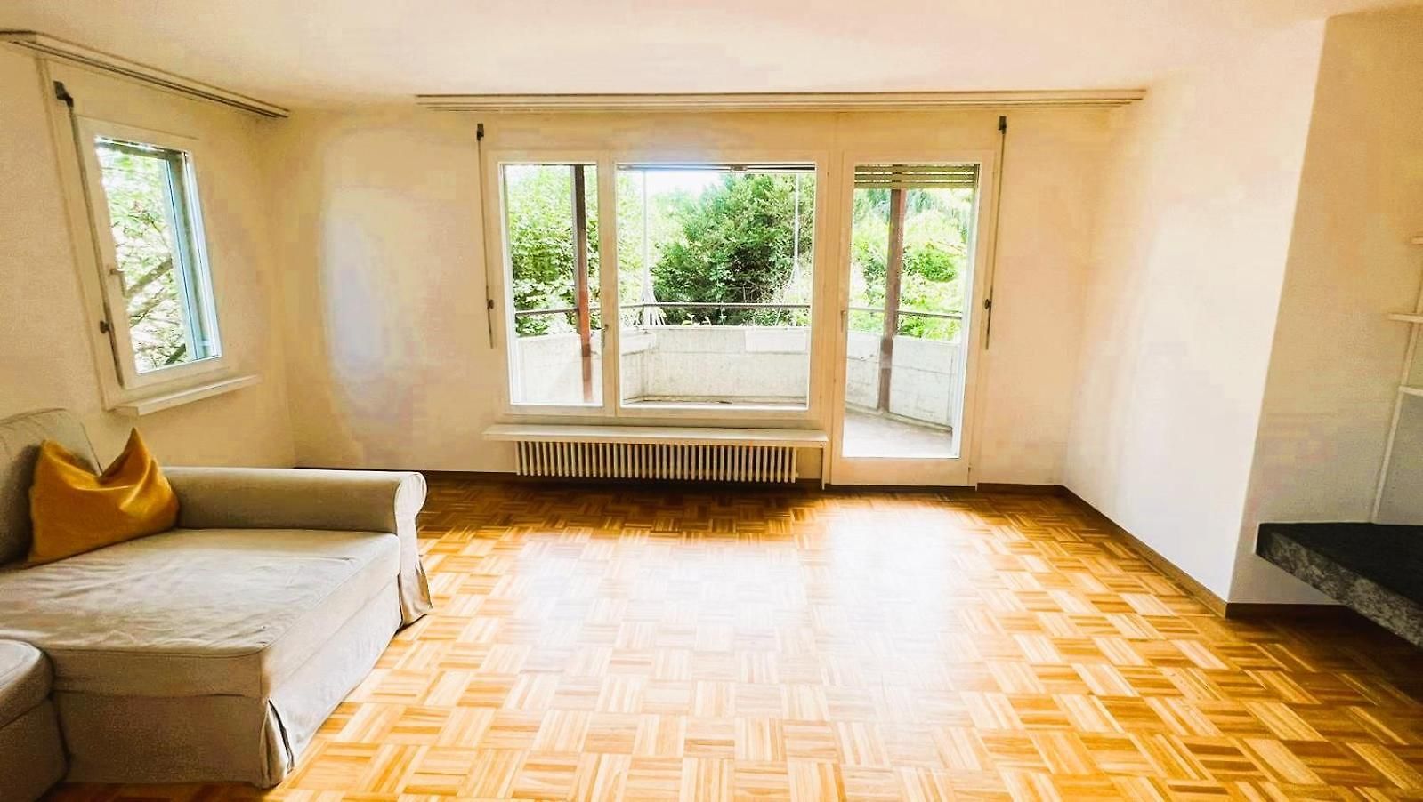 Zurich Center Flats With Balcony - Rigid Apartment