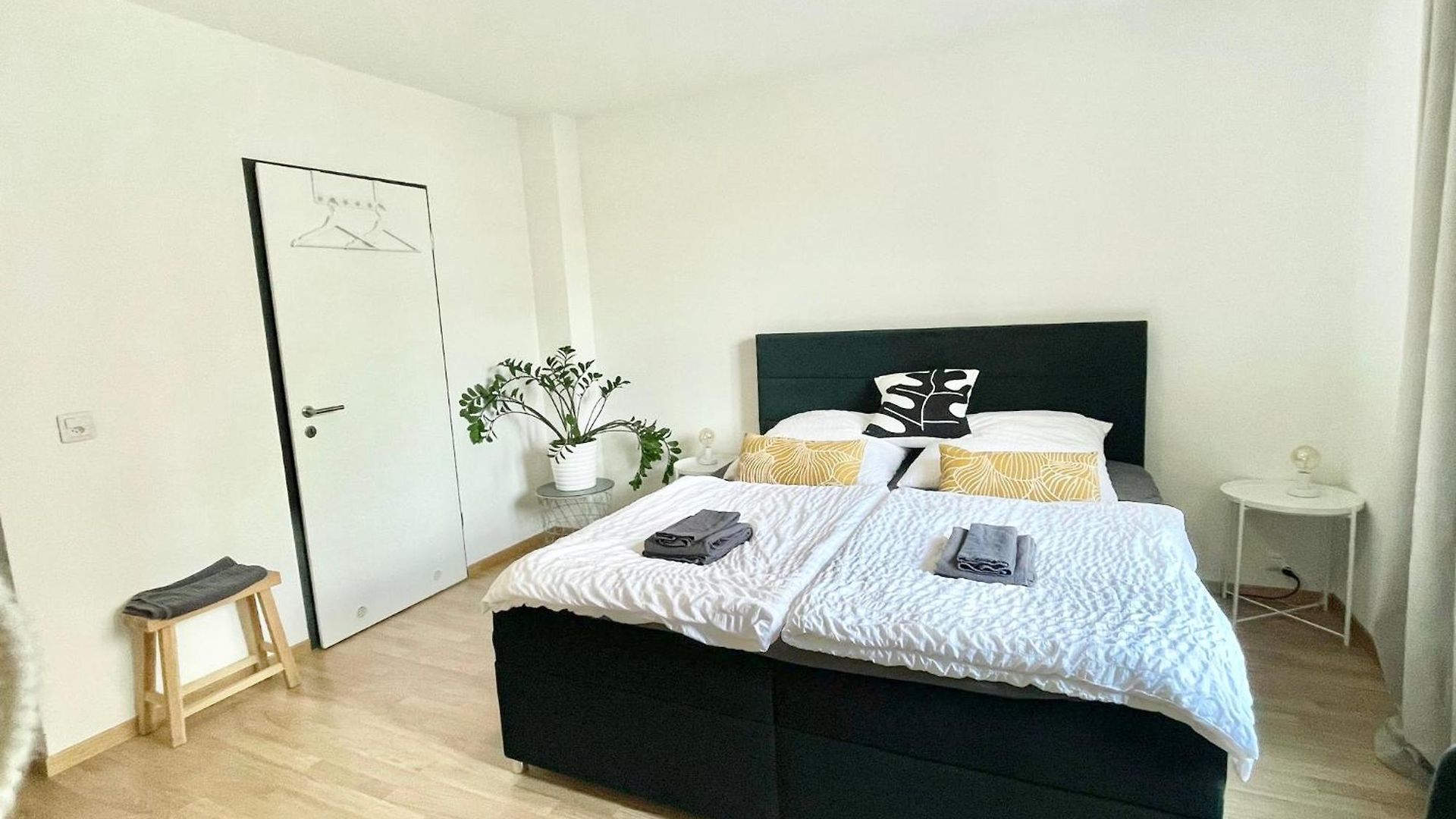 Apartment In Zurich! *