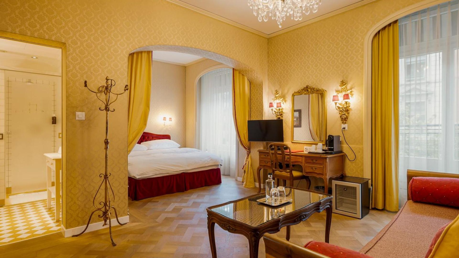 Hotel Europe 4*