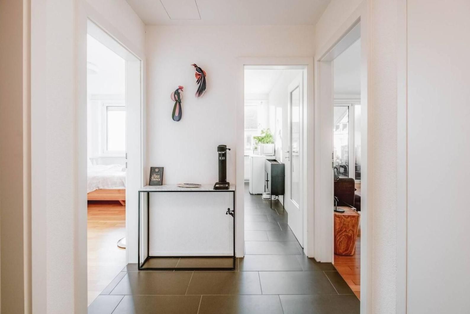 Apartment Modern With Balcony In Center A Hoh - Self Checkin Zürich