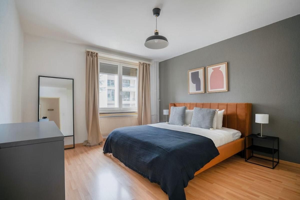 Olive - 90 Qm, 3 Schlafzimmer, Balkon & Moderne Kueche Apartment Zurich