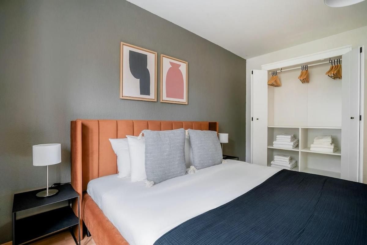 Olive - 90 Qm, 3 Schlafzimmer, Balkon & Moderne Kueche Apartment *