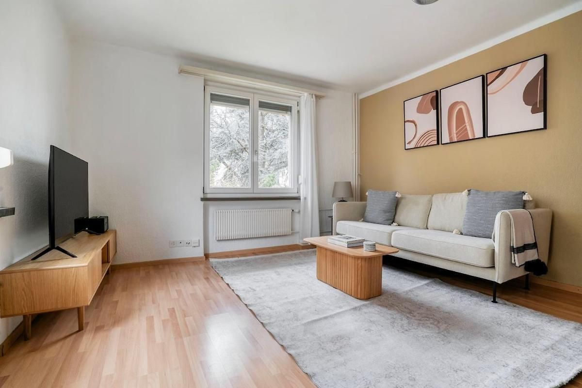 Olive - 90 Qm, 3 Schlafzimmer, Balkon & Moderne Kueche Zurich