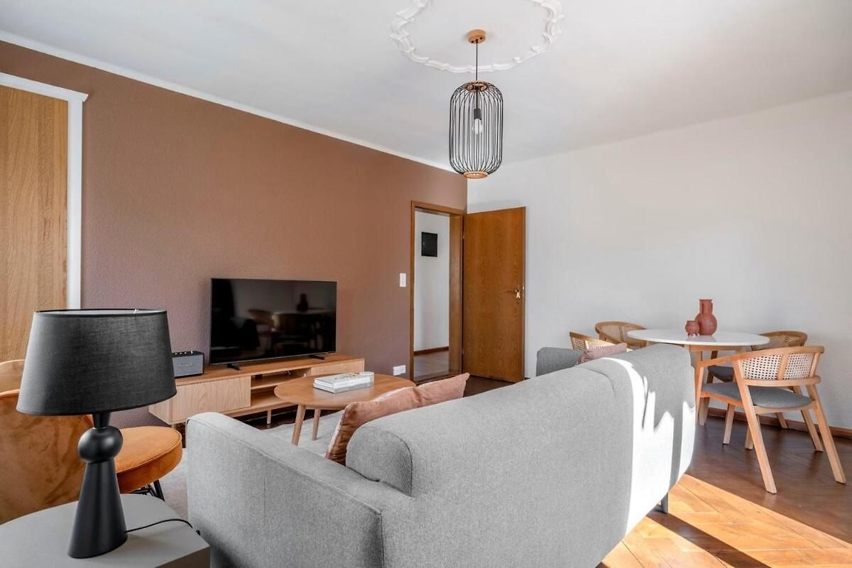 Amber - Wipkingen Apartment *