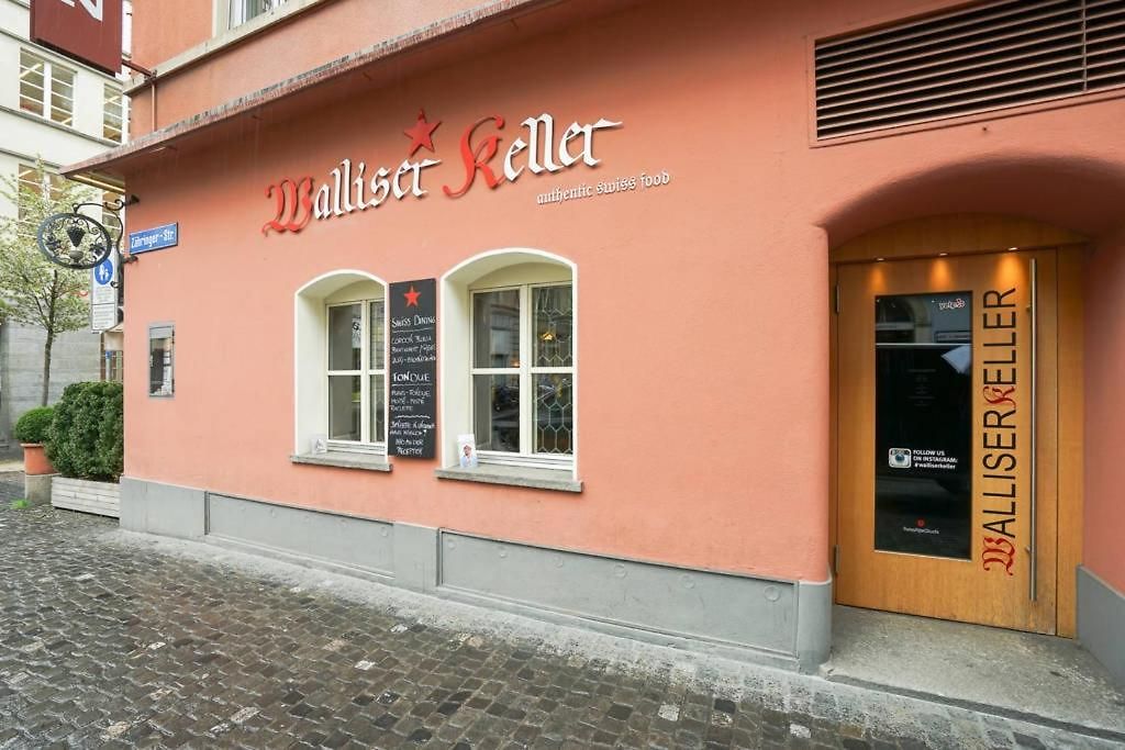2 Pedestrian Area Hotel