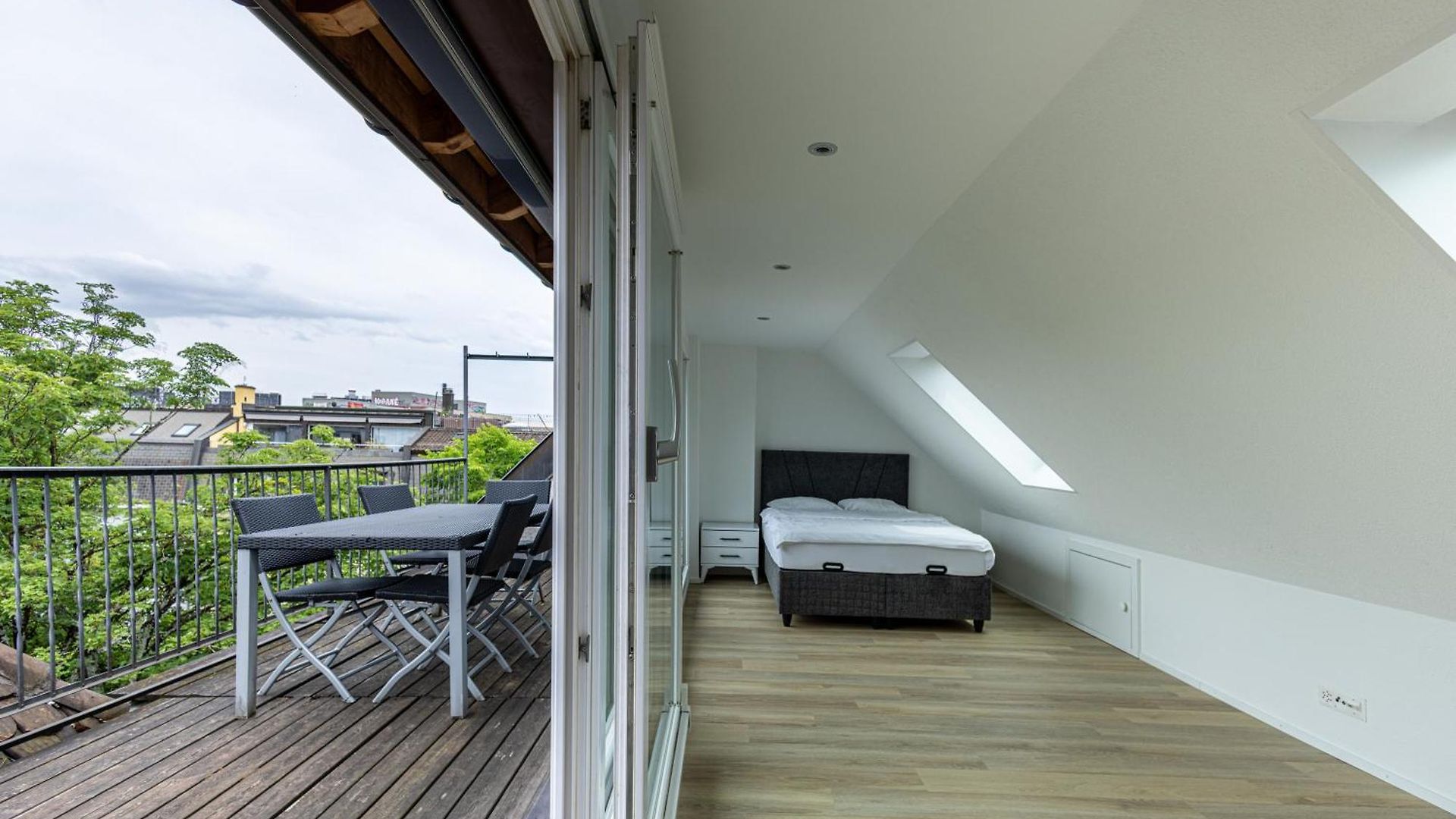 Apartment Luxury By Livingdowntown