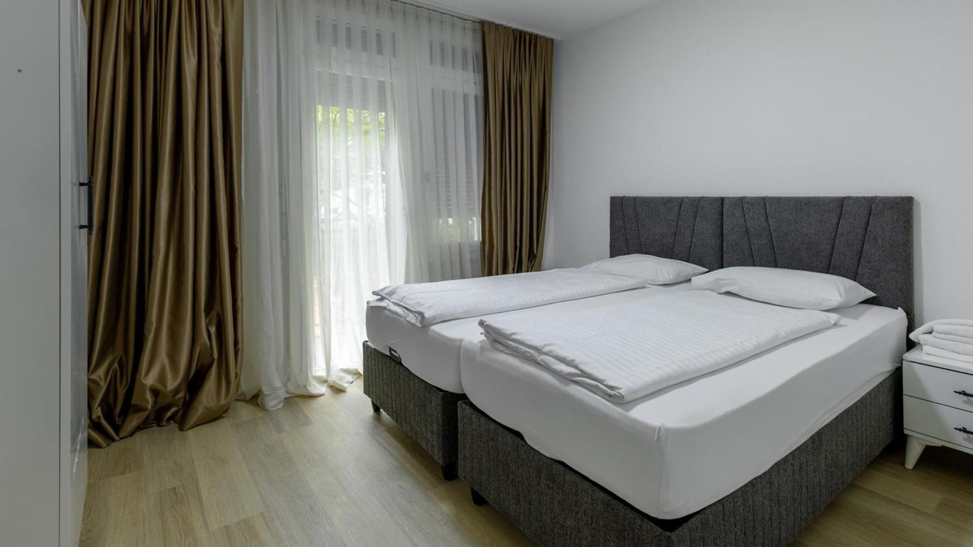 Luxury By Livingdowntown Apartment *