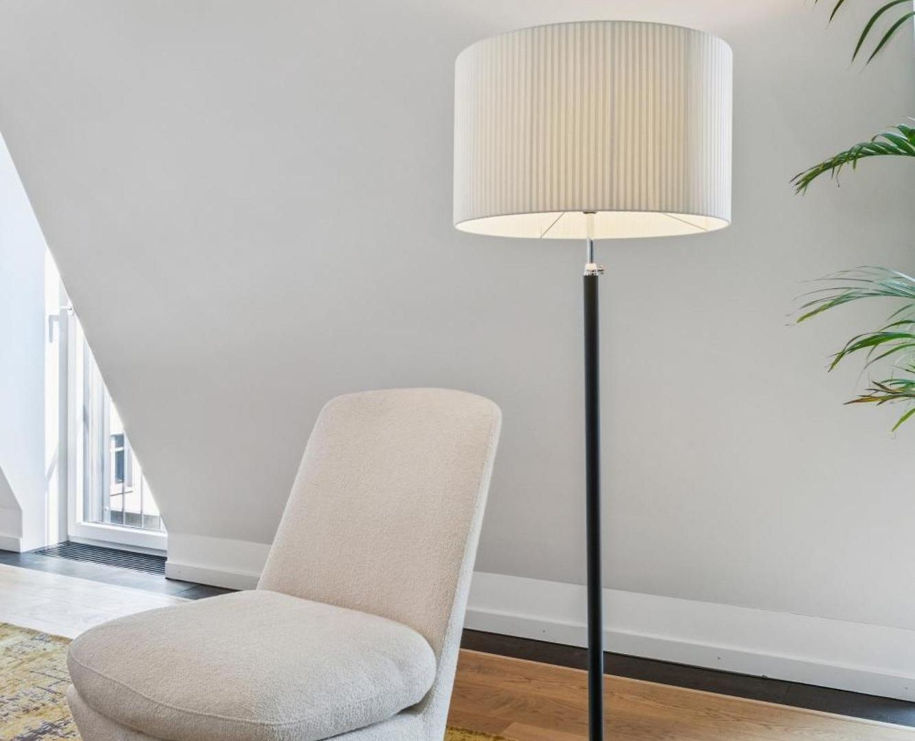 Horizon Bahnhofstrasse, Loewenstrasse Penthouse Apartment Zurich