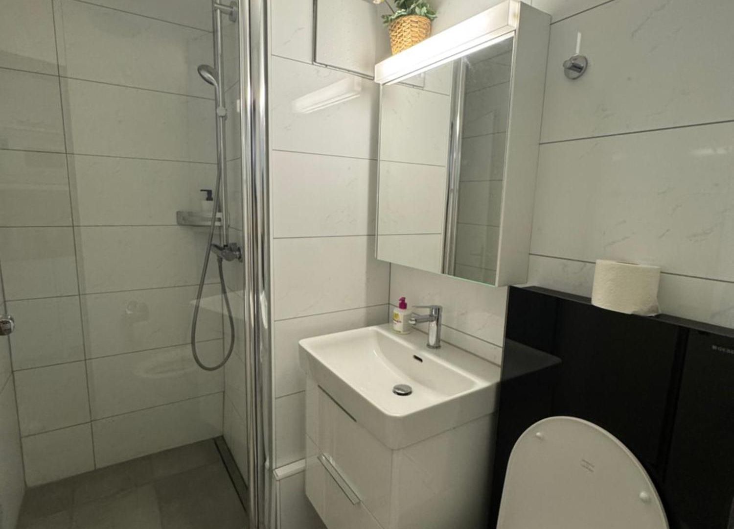 Center En-suite Budget Self Check In, Eth Hb