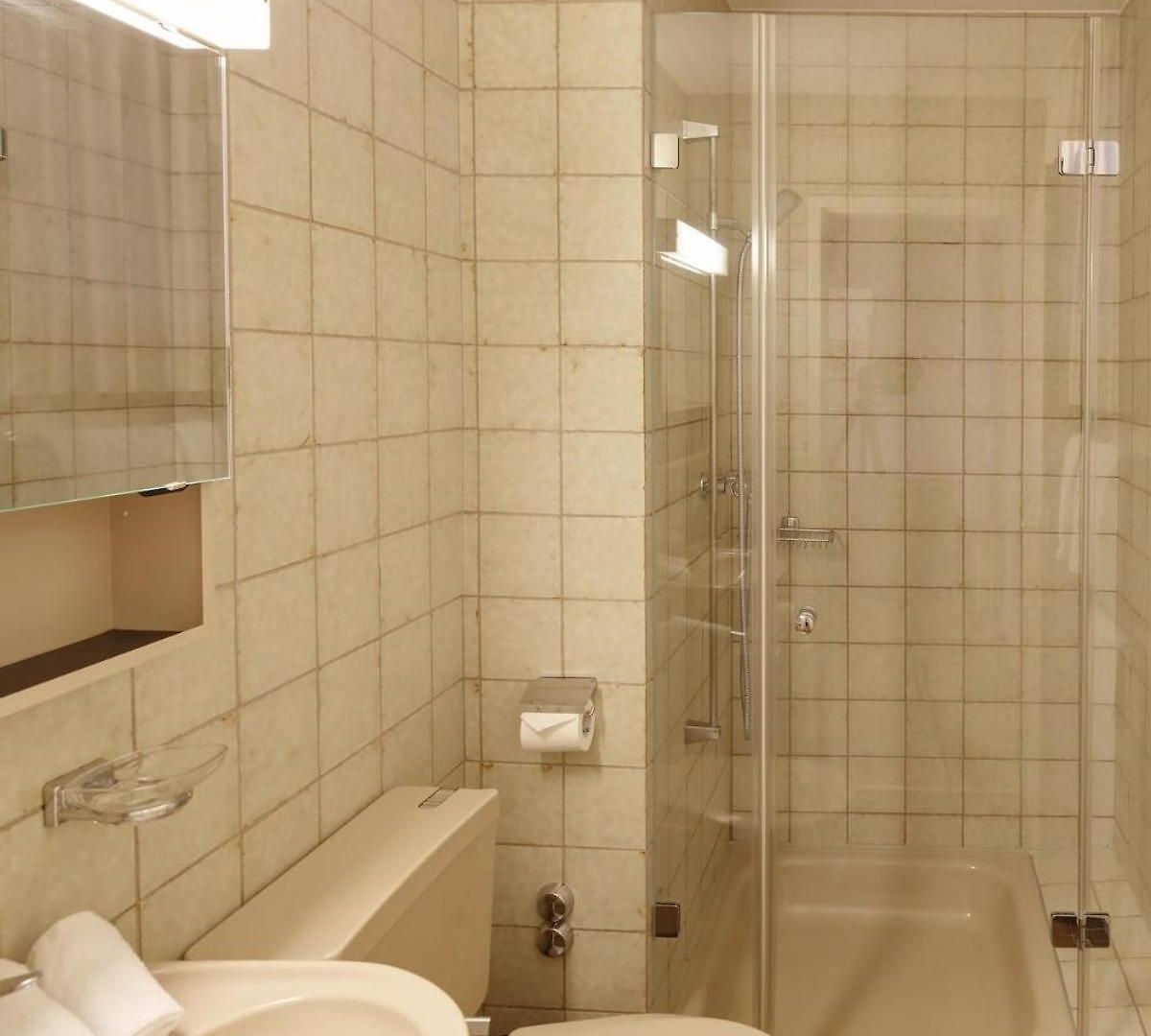 Lovely 1br Flat In The Center Near - Mainau 2 *