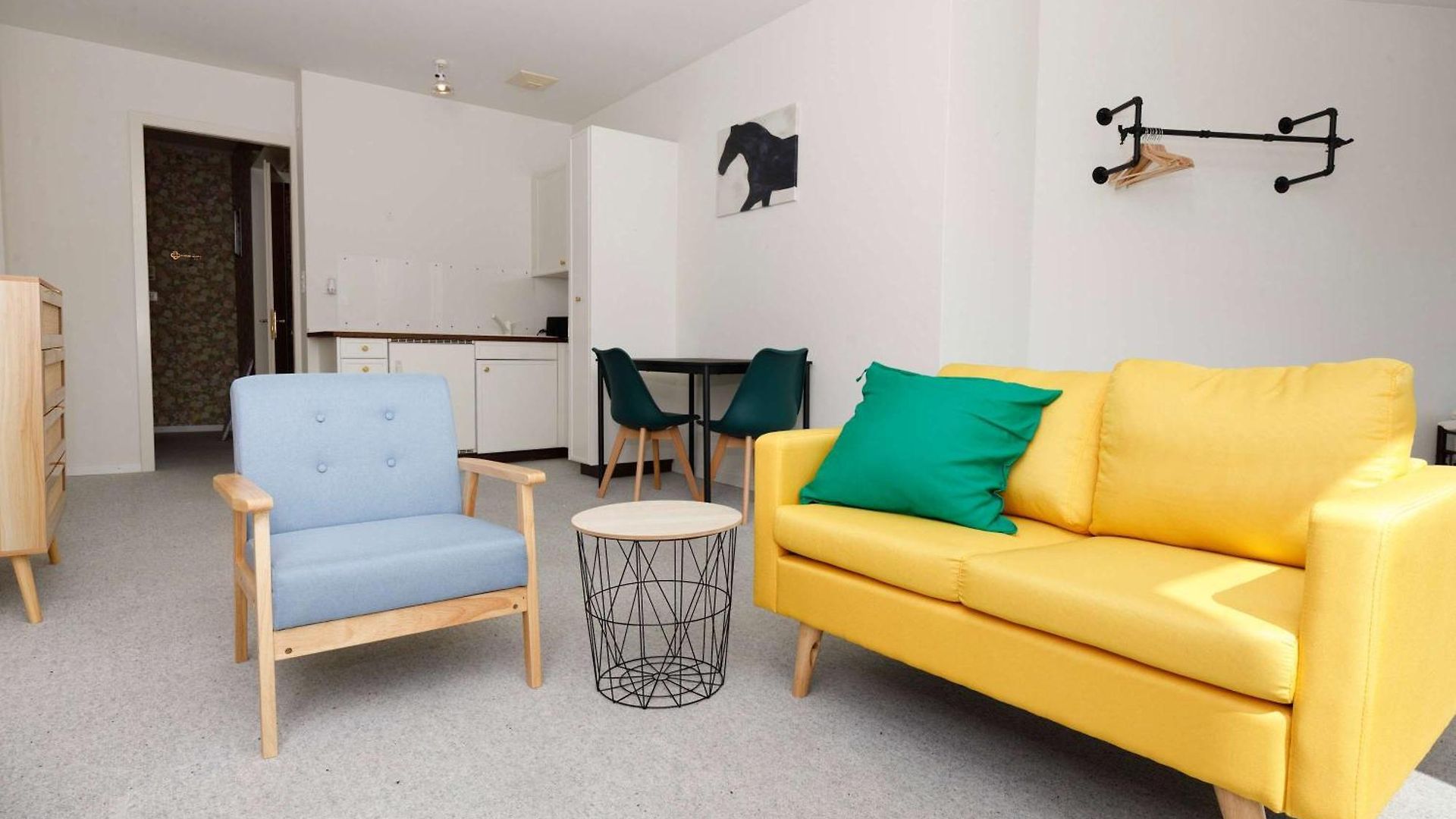 Basic & Cozy & Walkable Zurich