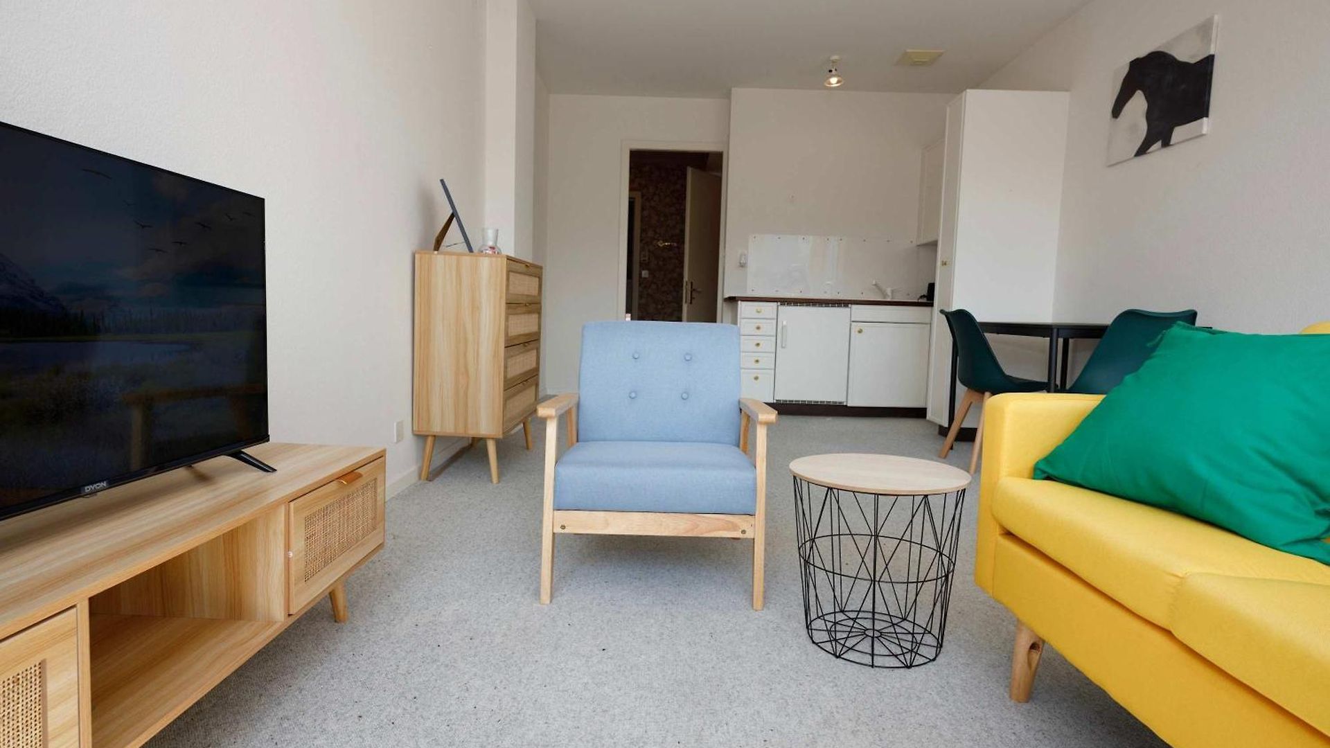 Apartment Basic & Cozy & Walkable