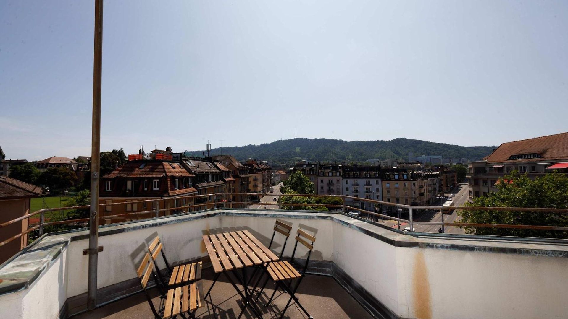 Spacious Huge Terrace&views