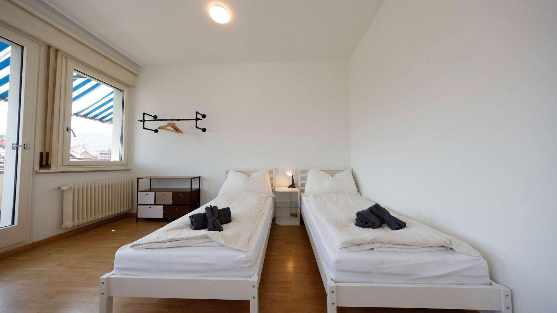 Spacious Huge Terrace&views