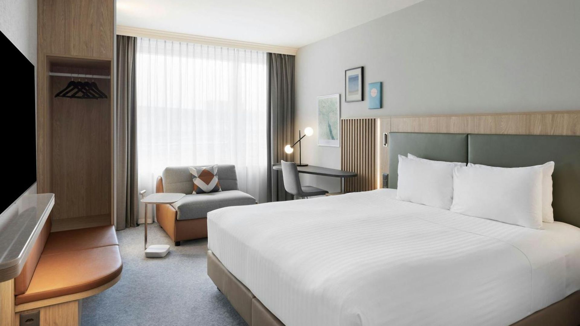 Courtyard By Marriott North
