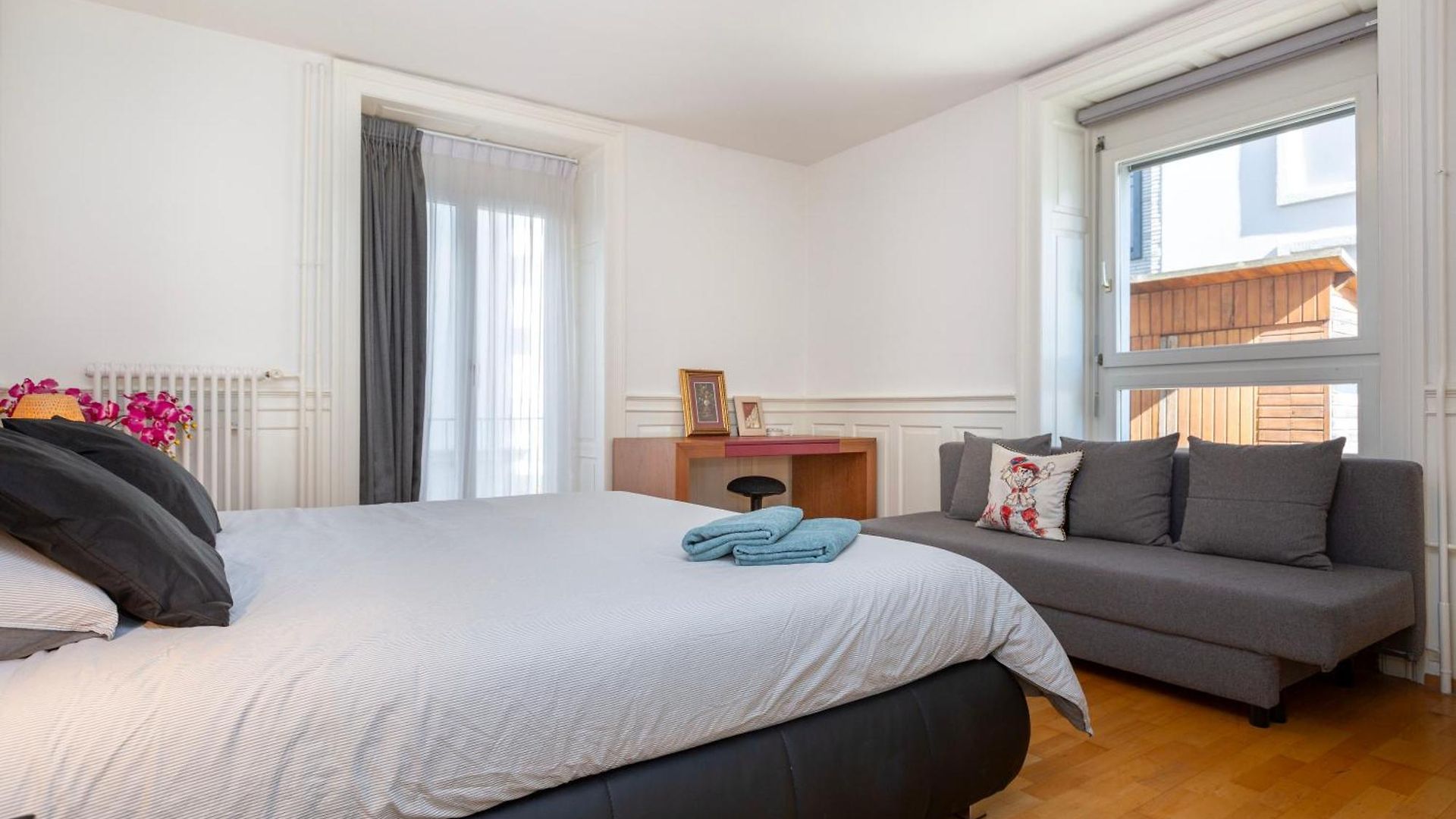 Kaya Diamond - 2br With Huge Terrace