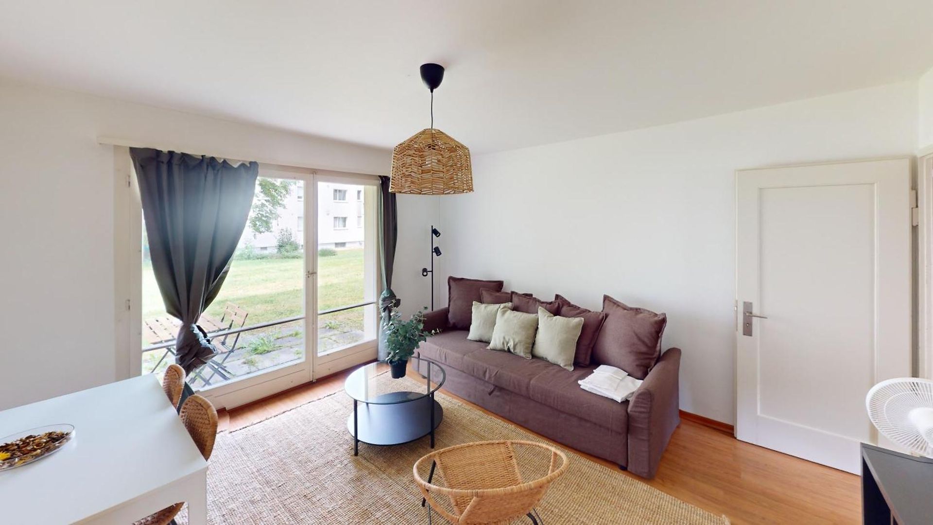 Apartment Comfortable Living Cozy Space *