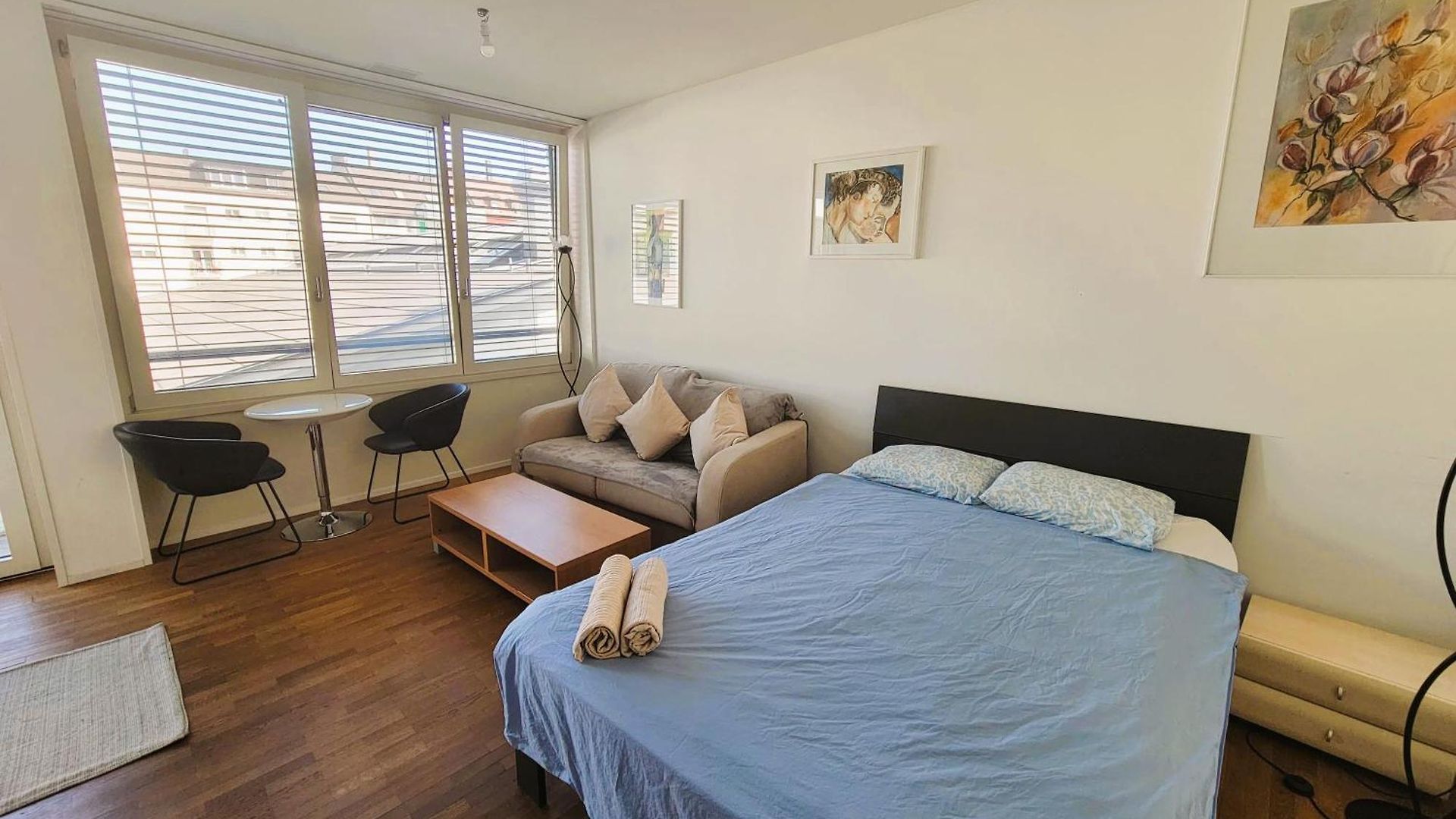 Stylish With Balcony Self Check-in A Hoh Apartment *