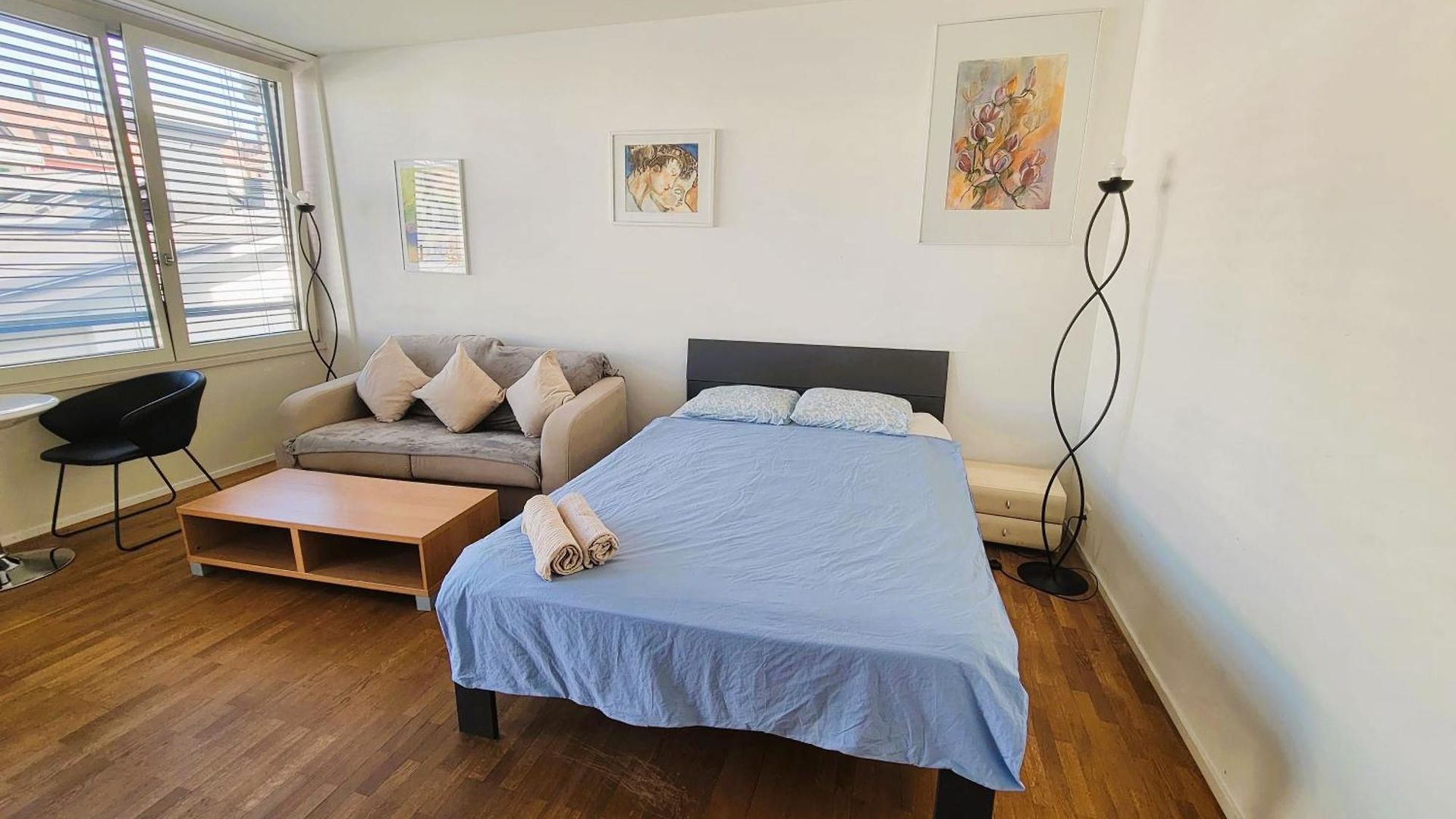 Stylish With Balcony Self Check-in A Hoh Apartment