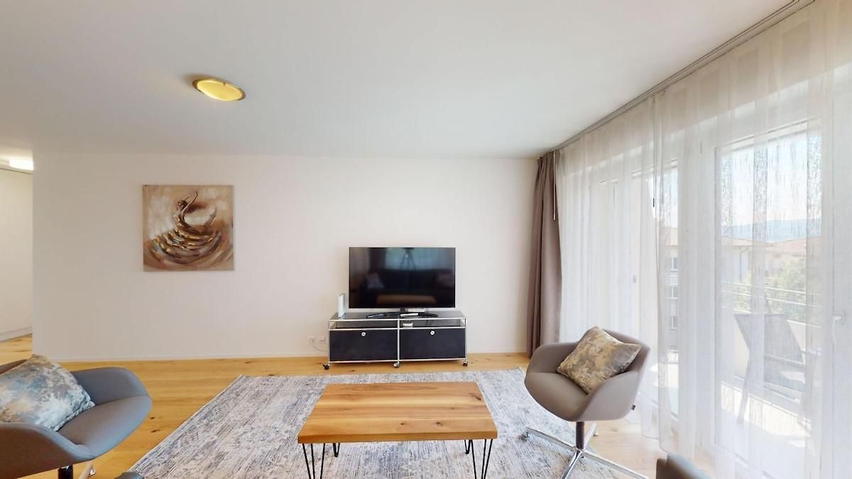 But Quiet 1br - Sun 6 Apartment *
