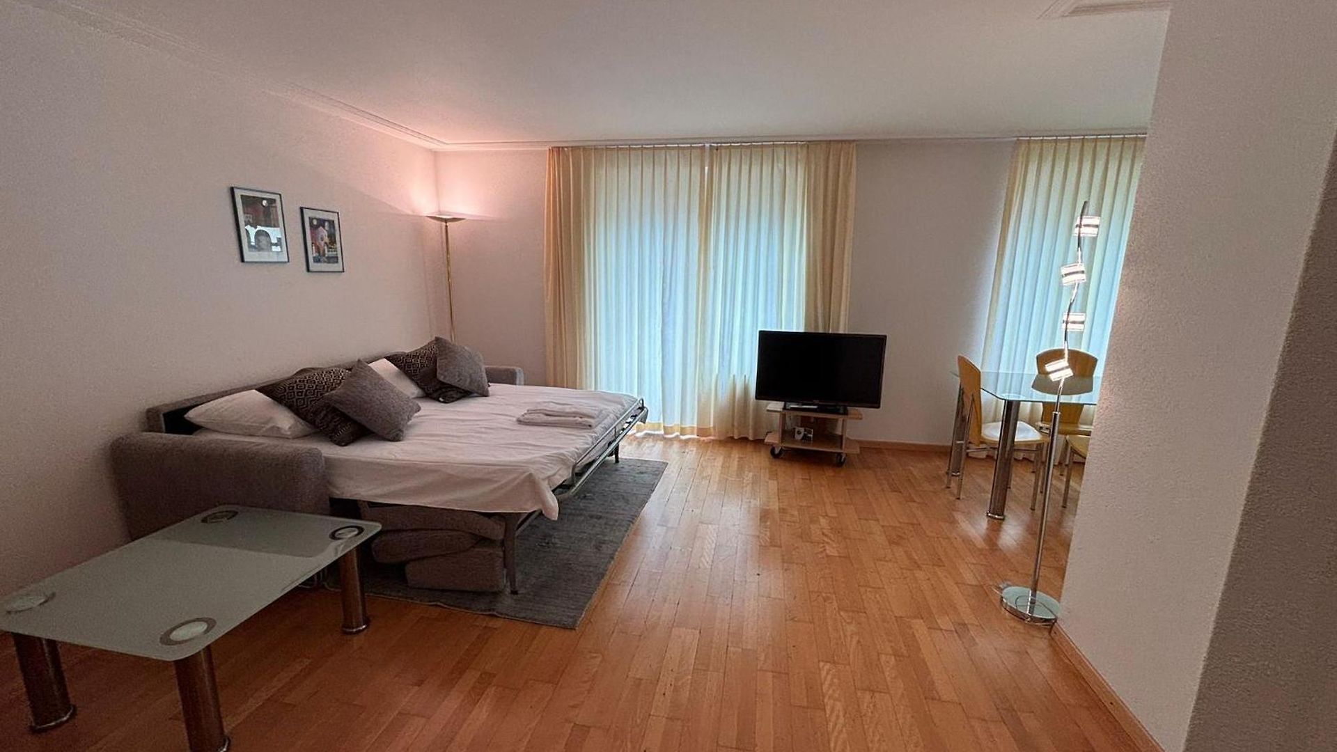 1br Near - Joy St3 R *