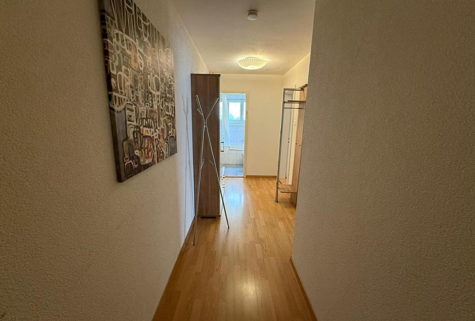 1br Flat In The Center - Crown 3 Apartment