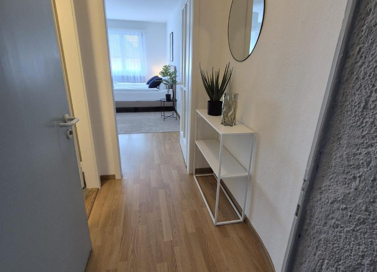 Stylish In Center - Crown 36 Apartment