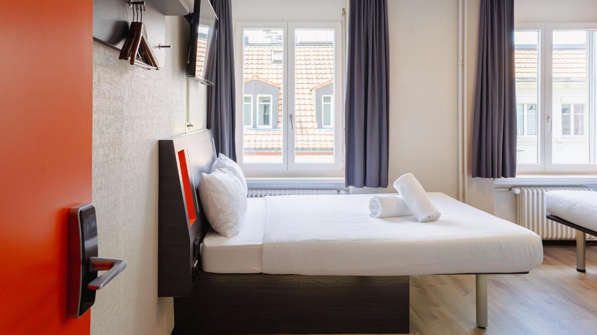 Easyhotel Main Station Zurich