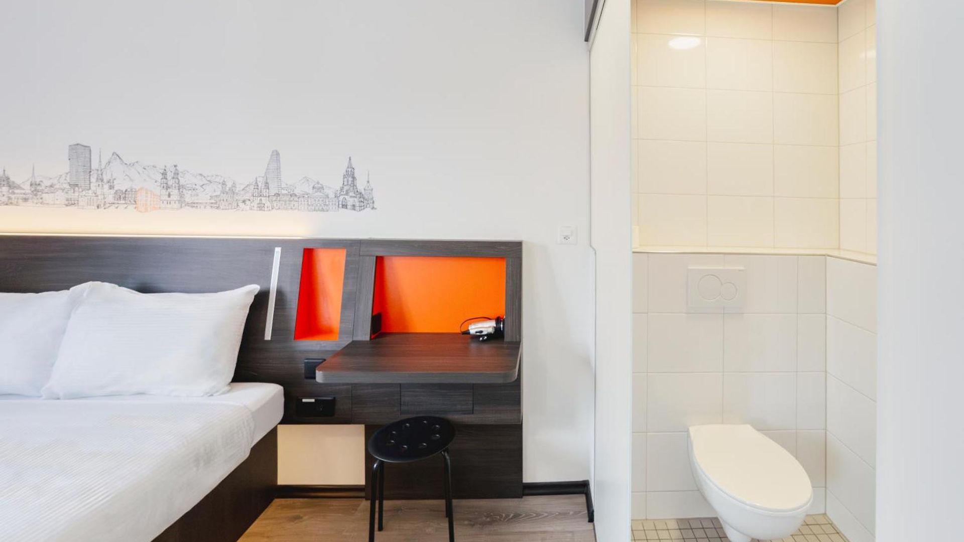 Easyhotel Main Station Zurich