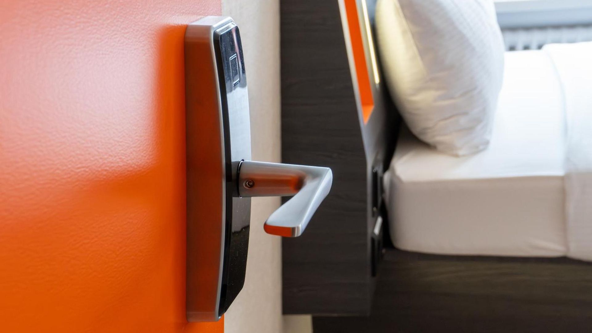 Easyhotel Main Station 3* Zurich