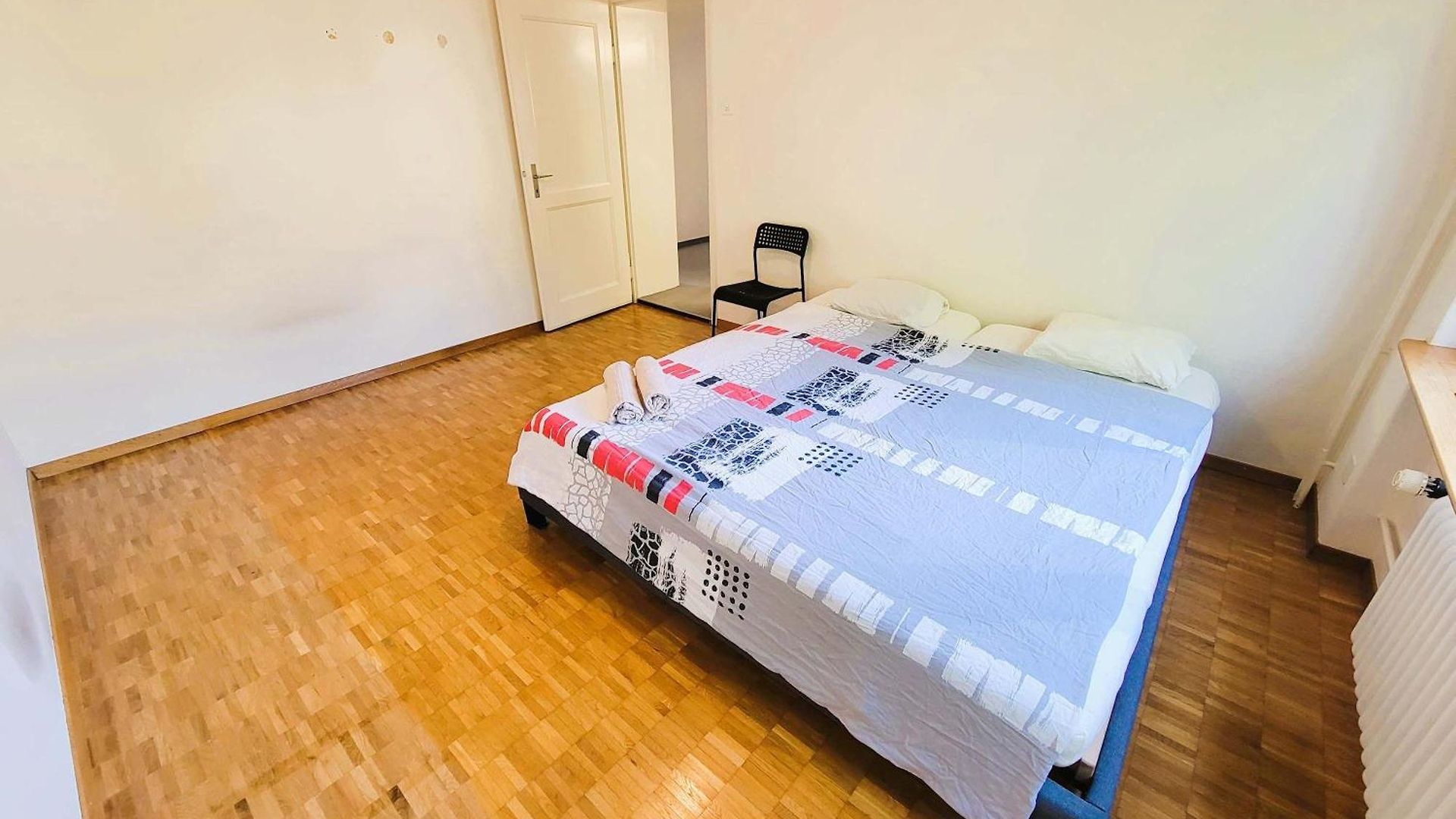 5 Bedroom Center With Balcony Dorf - Self Checkin Zurich