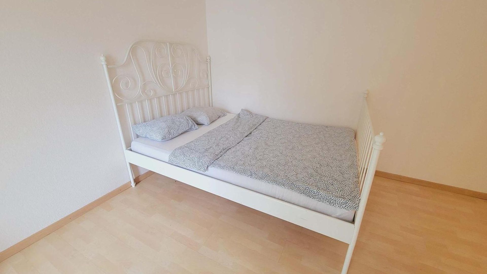 5-bed Huge Flat In - Schurgi - Self Checkin Zürich