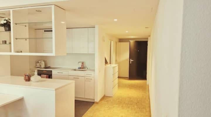 2 Beautiful Center Downtown Flat With Balcony Bir - Self Checkin Apartment Zurich