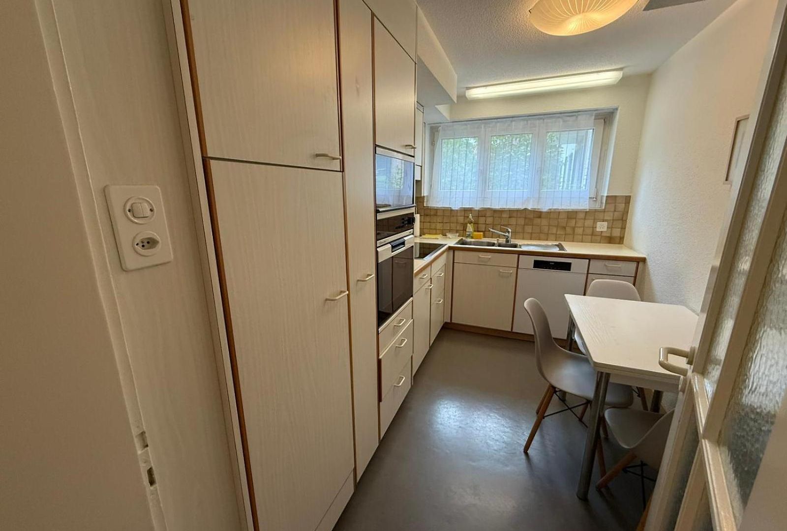 2br Flat In Center - Crown 2 *