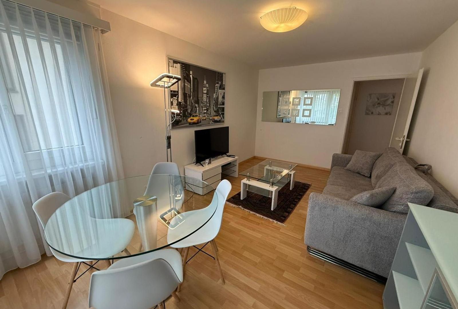 2br Flat In Center - Crown 2