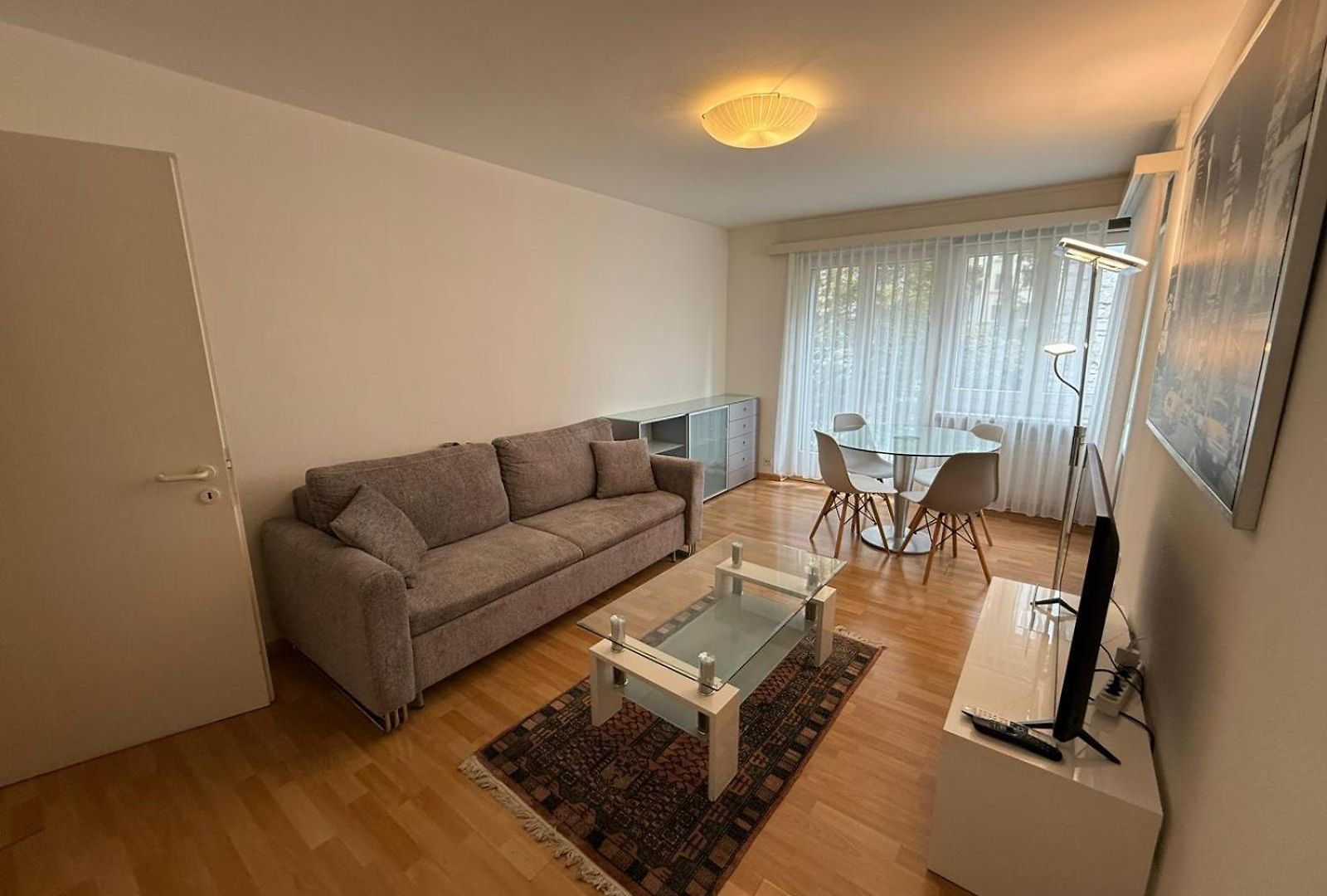 2br Flat In Center - Crown 2 Apartment