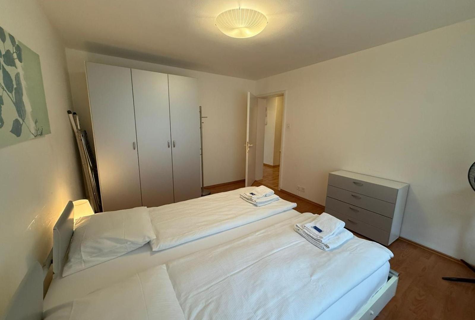 2br Flat In Center - Crown 2