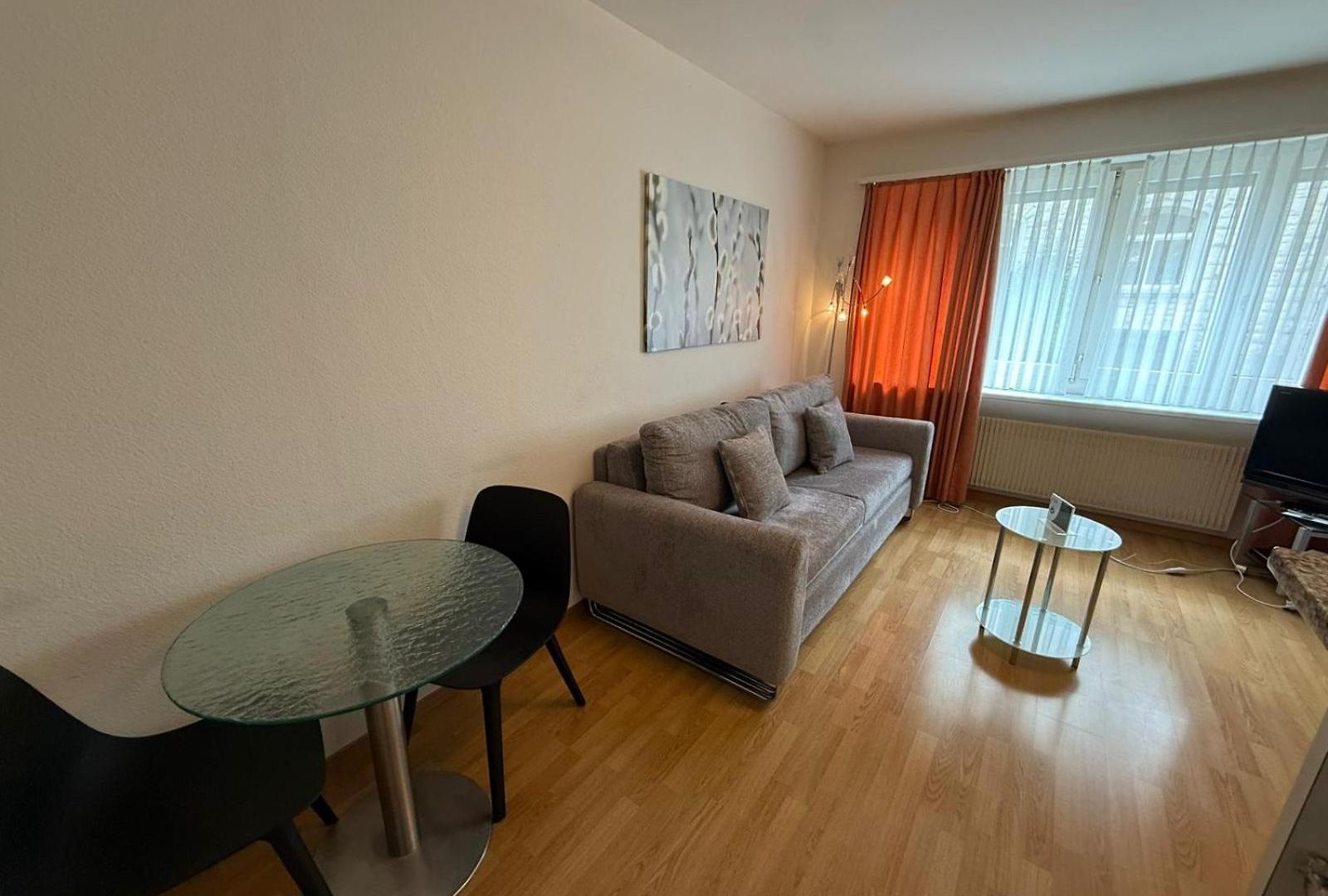 1br Flat In The Center - Crown 3 *