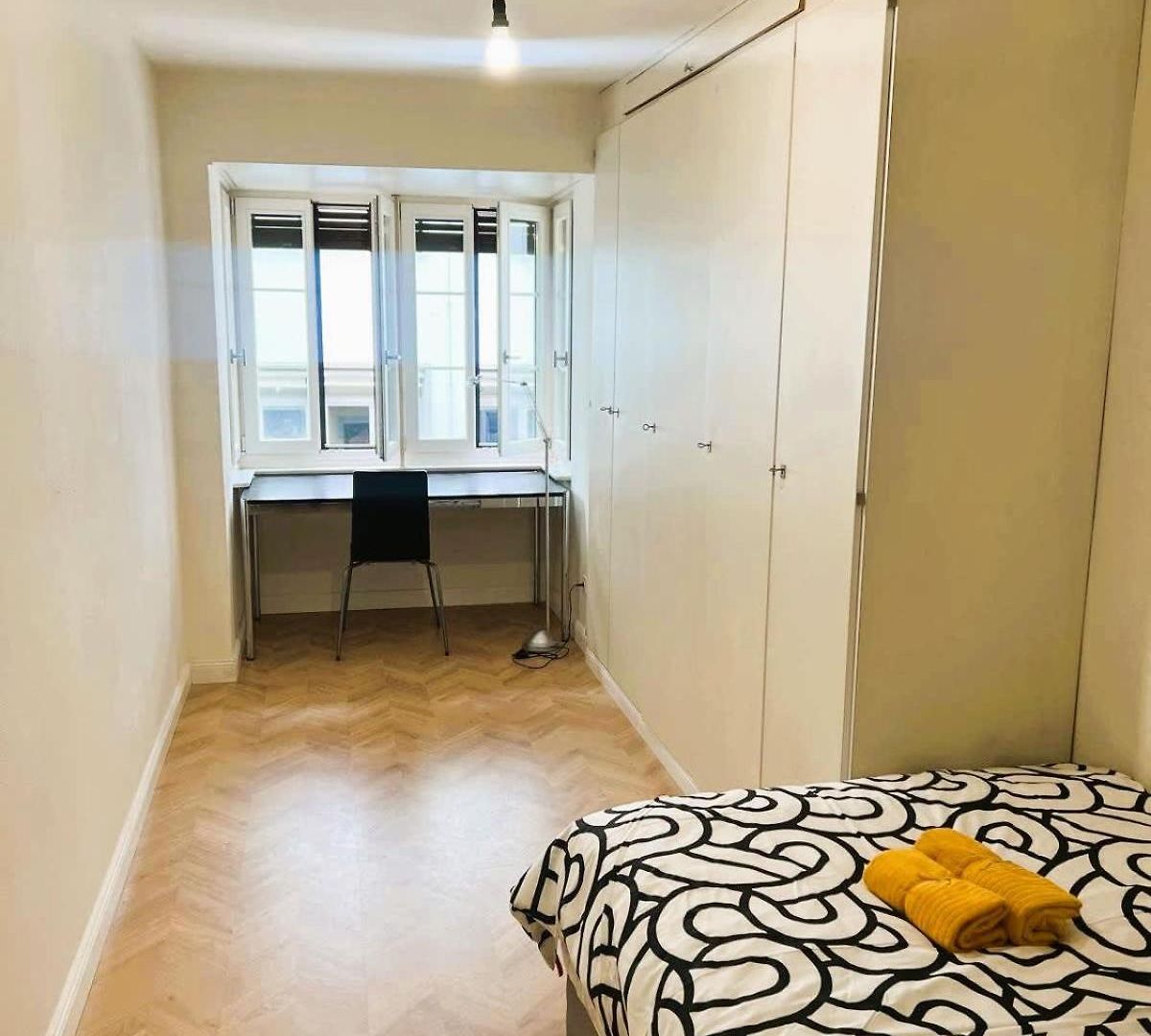 3 Old Town Large Flat, Munster Apartment