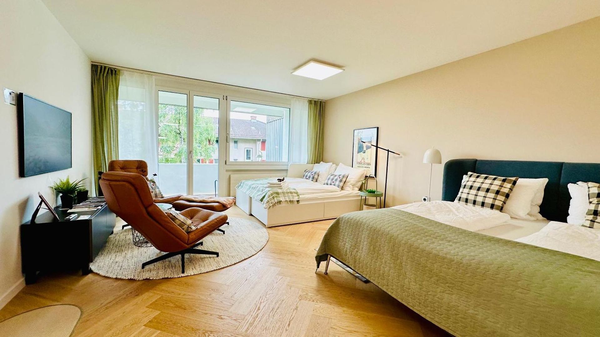 Apartment Modern With Air Condition & Balcony *