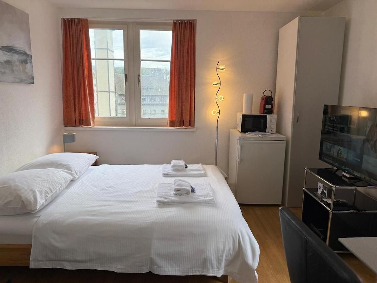 Charming Riverside - Stork 41 Apartment Zurich