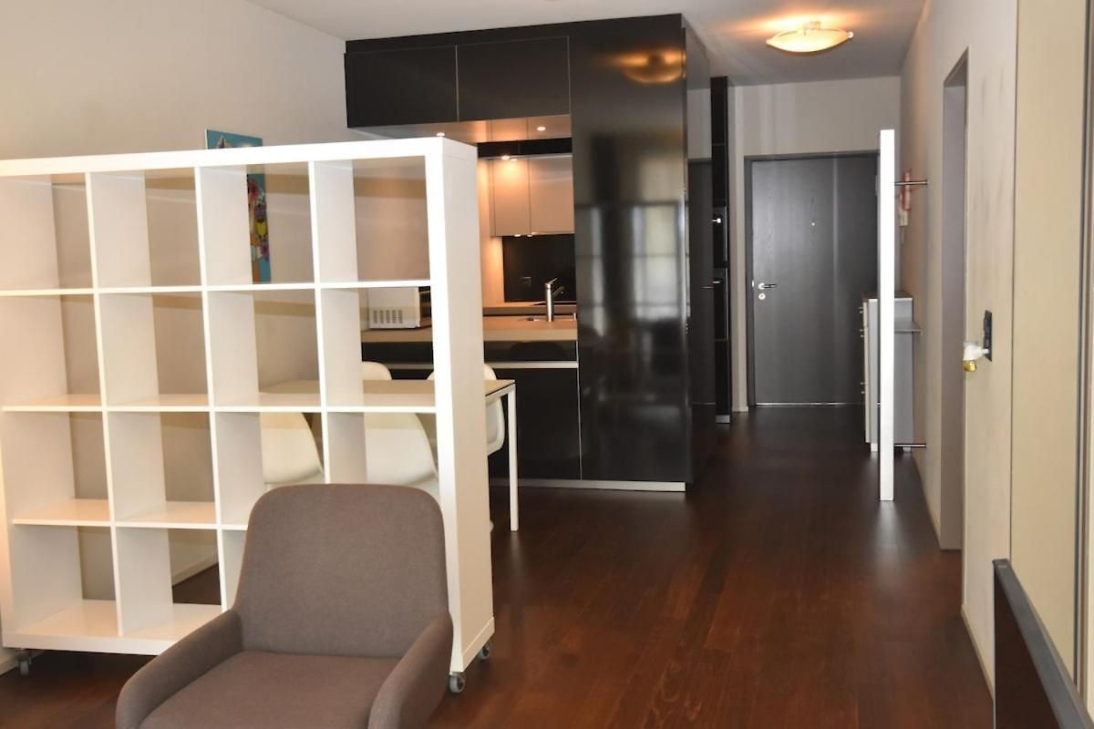 Comfortable 1br Flat At Great Location - Baron 24 *