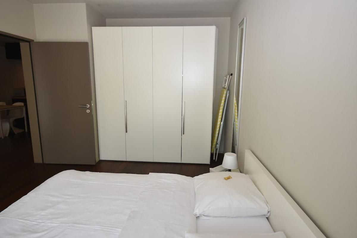 Comfortable 1br Flat At Great Location - Baron 24 Apartment *