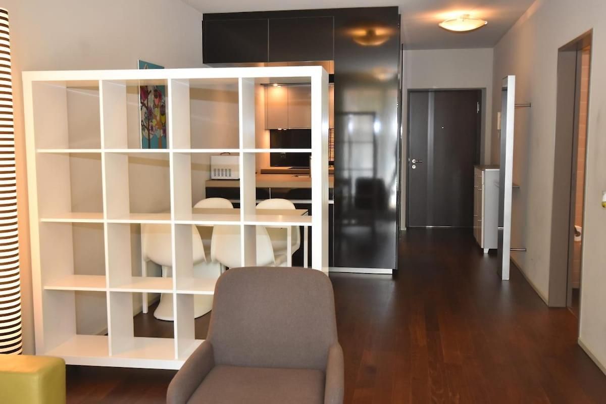 Comfortable 1br Flat At Great Location - Baron 24 *