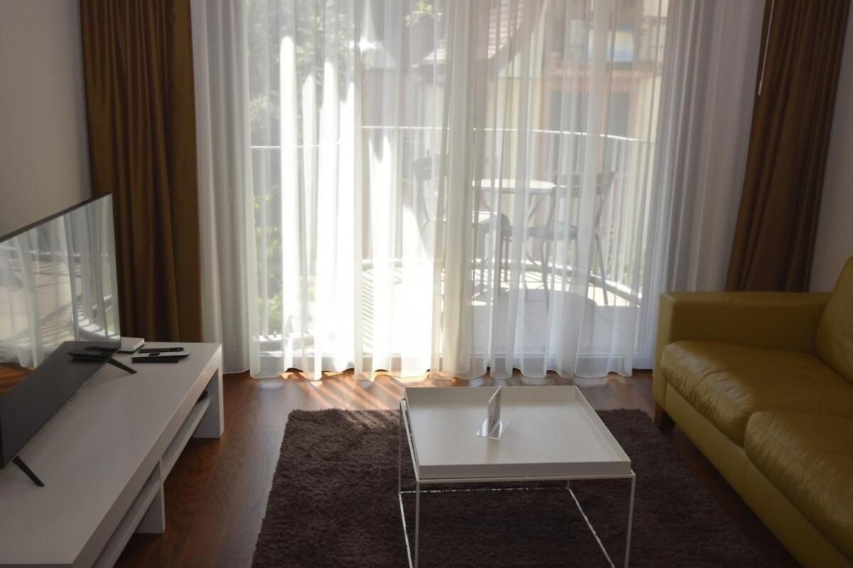 Apartment Comfortable 1br Flat At Great Location - Baron 24