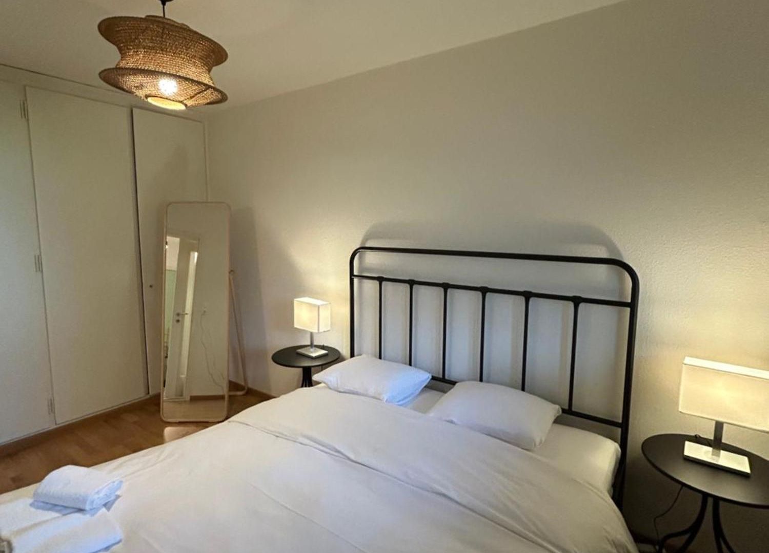 Plain & Practical Apartment *