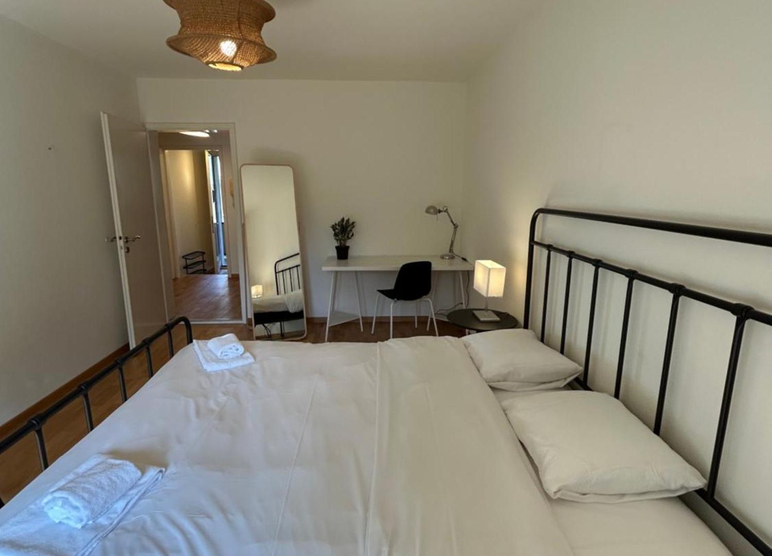 Plain & Practical Apartment *