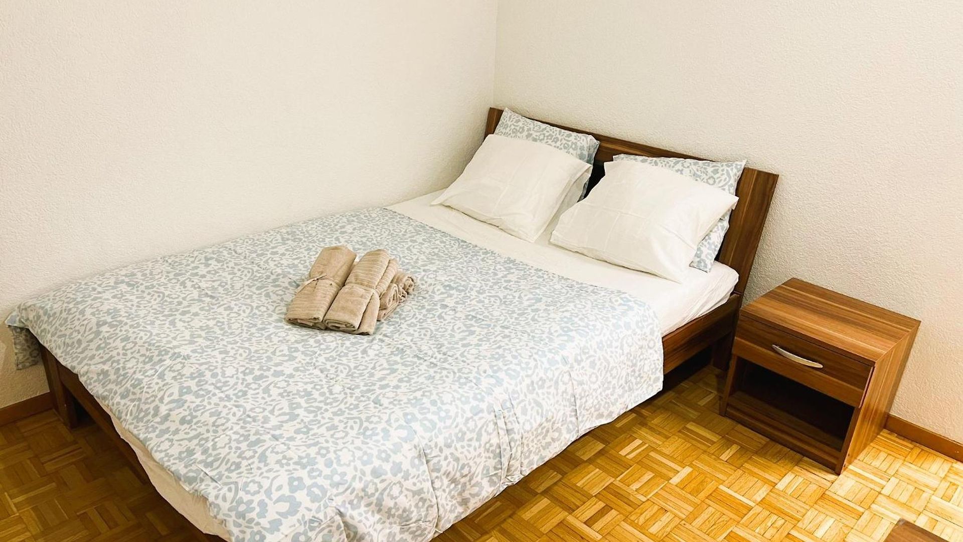 Center Next To Hb Main Train Station La Apartment *