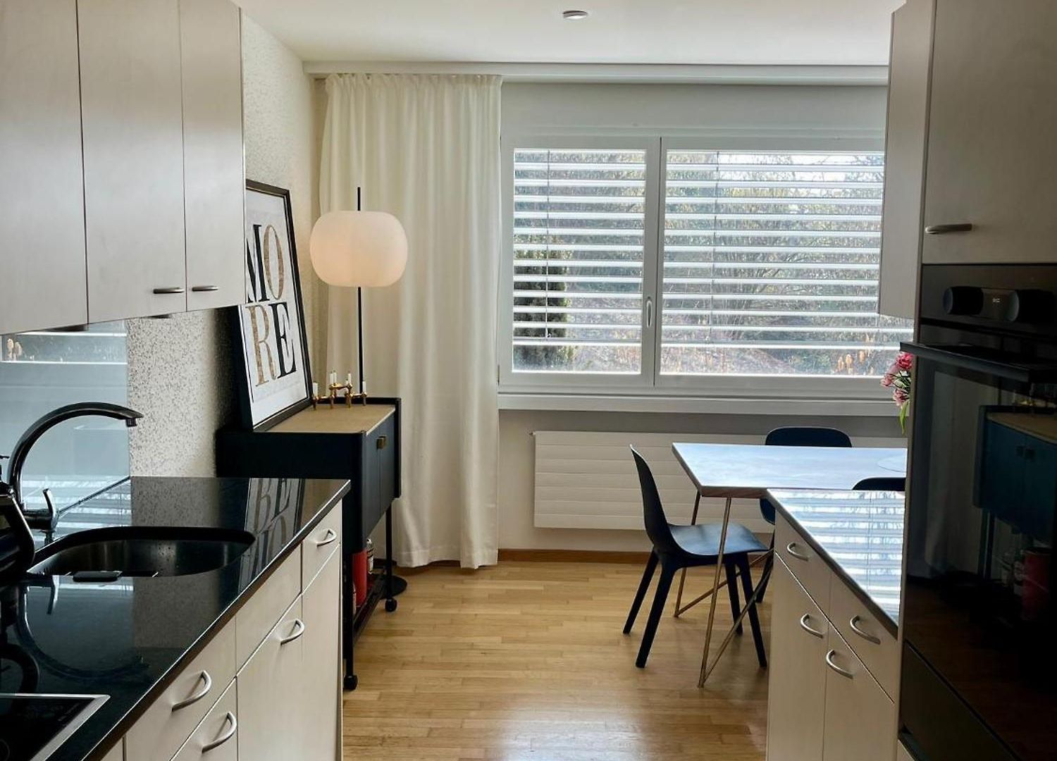 Boho Chic With 125sqm, 2 Bedroom 2 Baths With 36sqm Dual Terraces With Parking And 10 Min To * Zurich