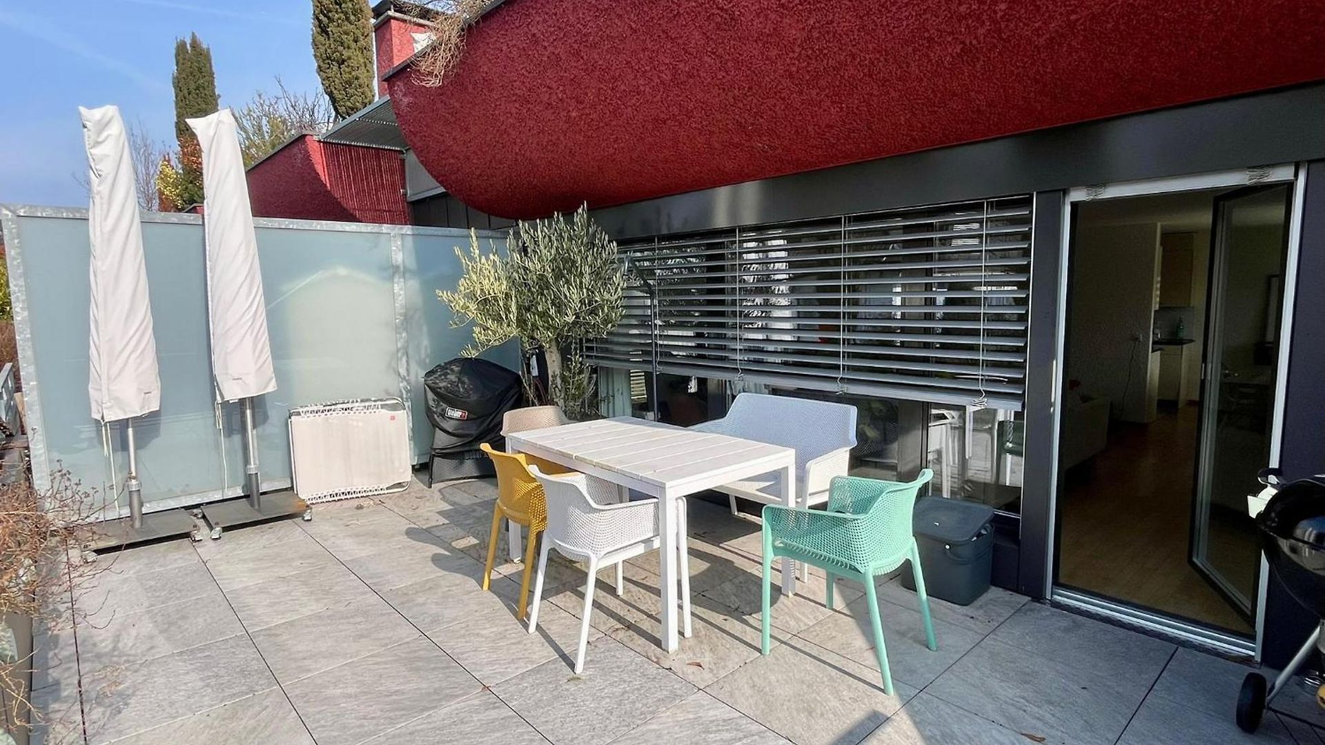Boho Chic With 125sqm, 2 Bedroom 2 Baths With 36sqm Dual Terraces With Parking And 10 Min To Zurich
